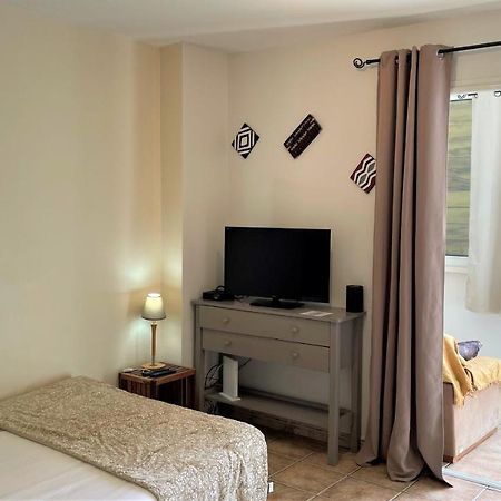 Grand Studio Lumineux - Saint Gilles Les Bains公寓 外观 照片