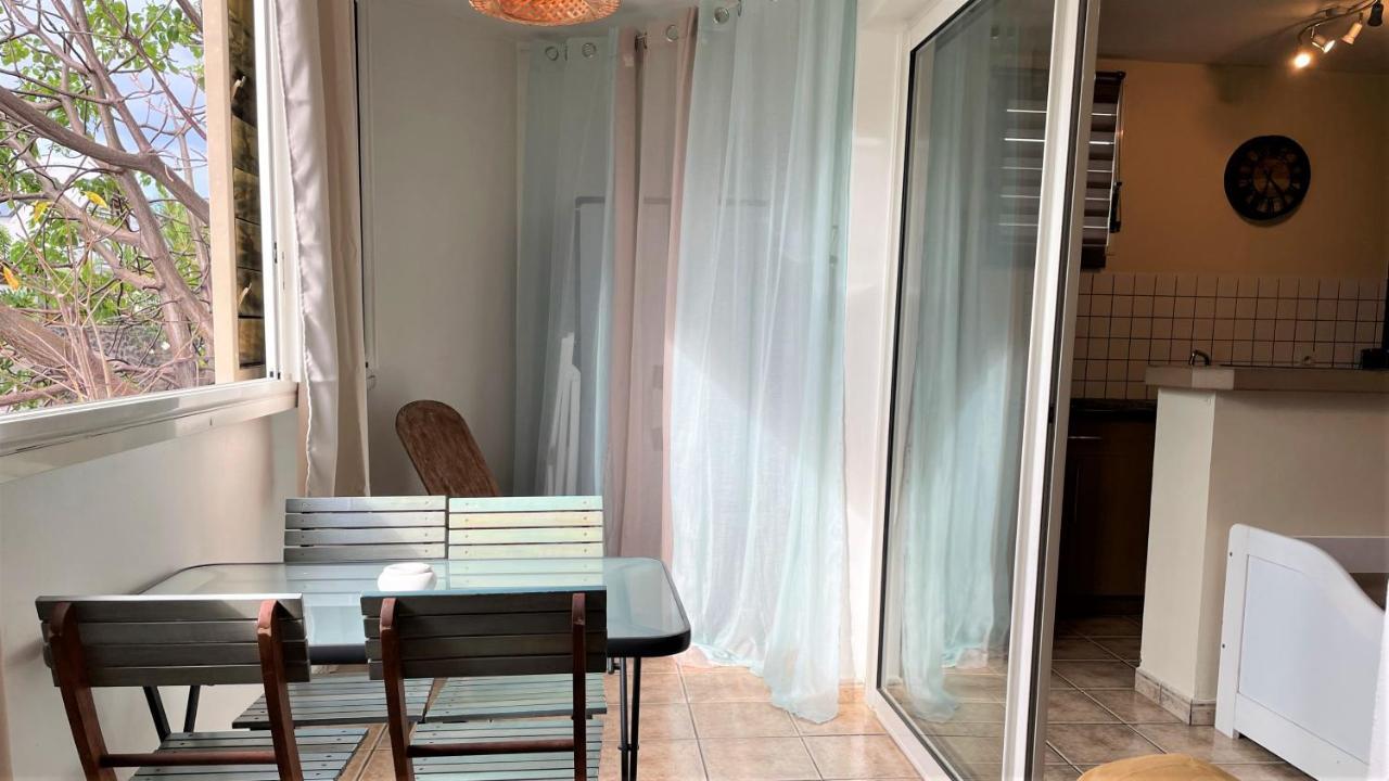 Grand Studio Lumineux - Saint Gilles Les Bains公寓 外观 照片