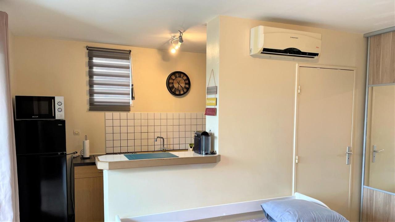 Grand Studio Lumineux - Saint Gilles Les Bains公寓 外观 照片